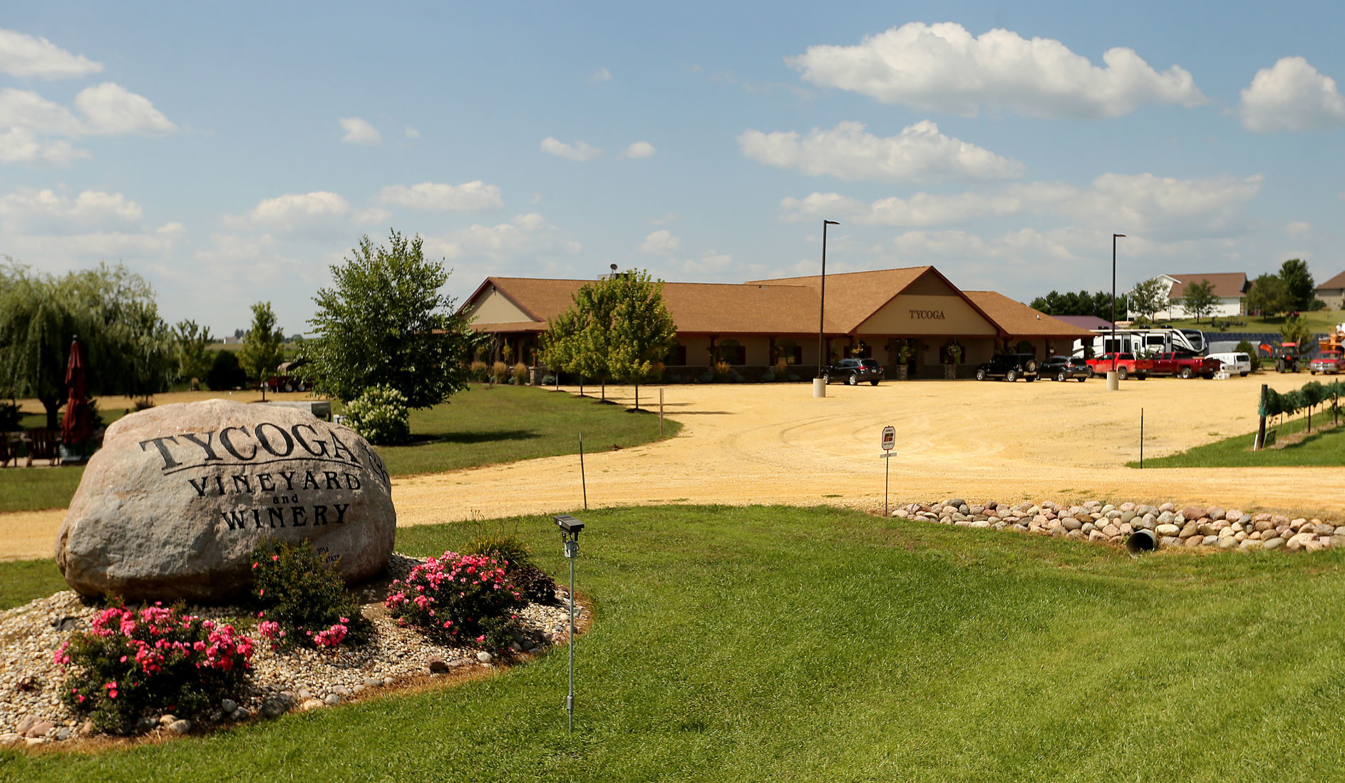 082218-big-story-winery-001